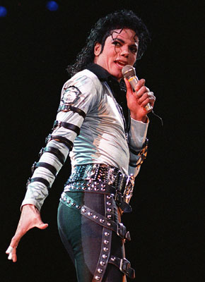 michael_jackson-1988-290x40.jpg